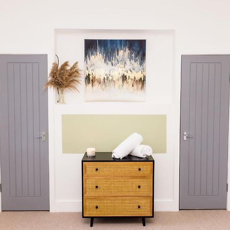 レッドカー Muriel Retreat - Central Location - Free Parking, Fast Wifi, Smarttv With Netflix By Yoko Propertyヴィラ エクステリア 写真